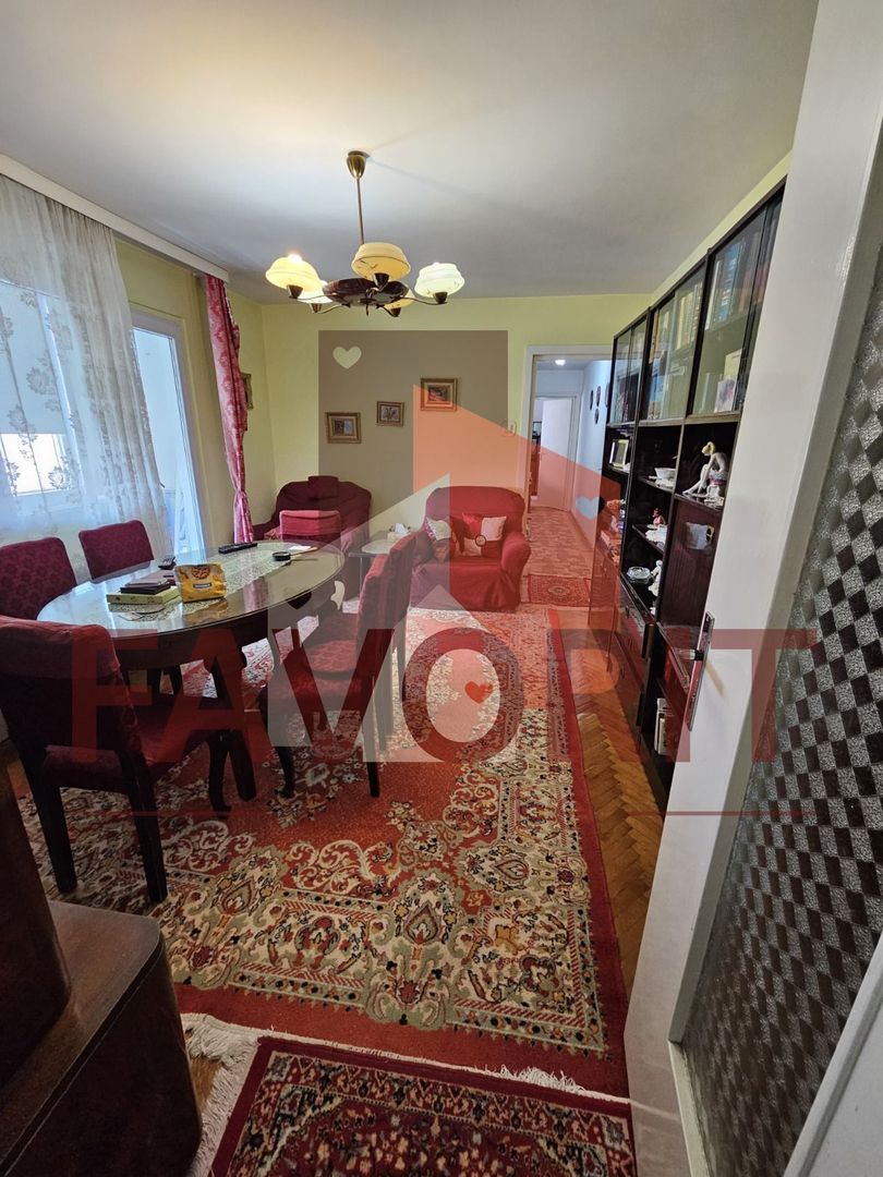 3 camere, semidecomandat | centrala proprie | mobilat si utilat | zona excelenta - Poză 4