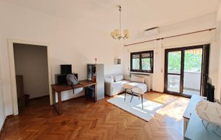 2 camere,  deosebit,Maria Rosetti, bloc interbelic clasic
