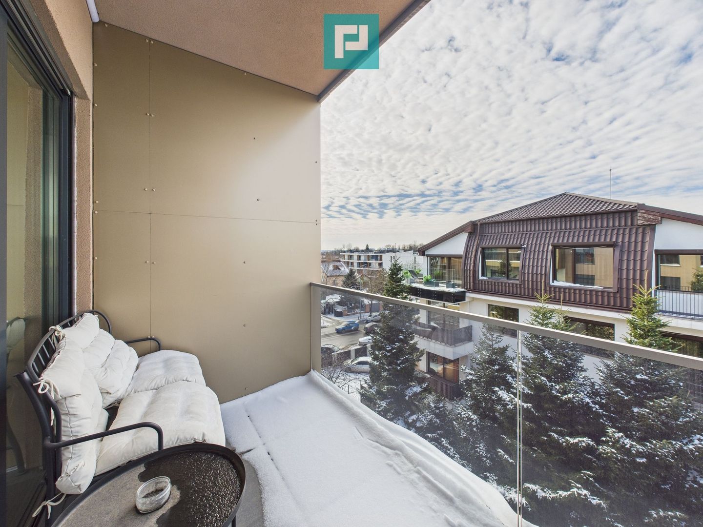 Apartament spațios, vedere și facilități premium - Poză 34