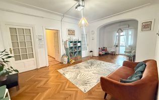 Spatiu, lumina si eleganta intr-un apartment interbelic