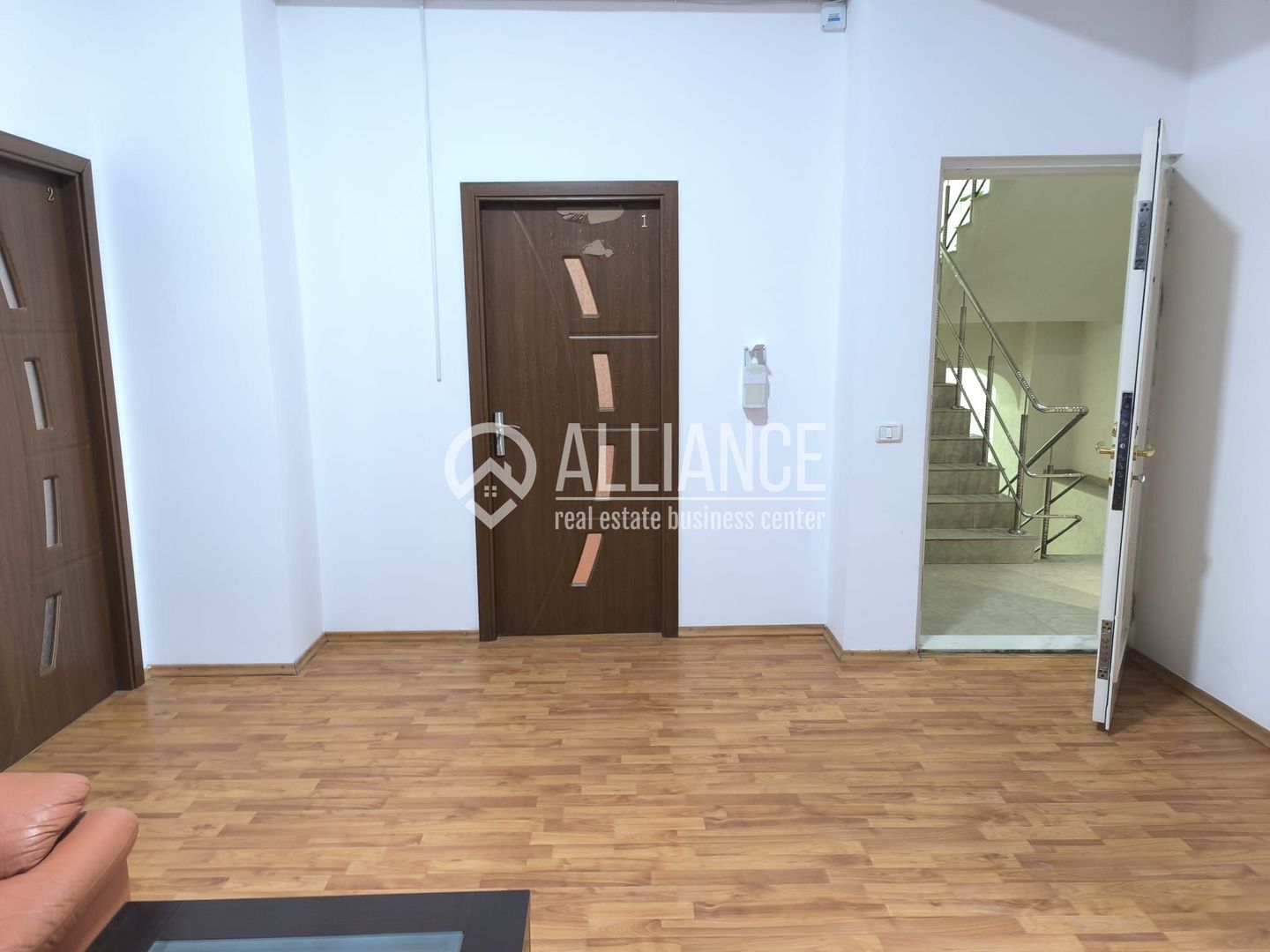 CENTRU TOMIS MALL- Birouri  luminoase cu cheltuieli incluse ! - Poză 7