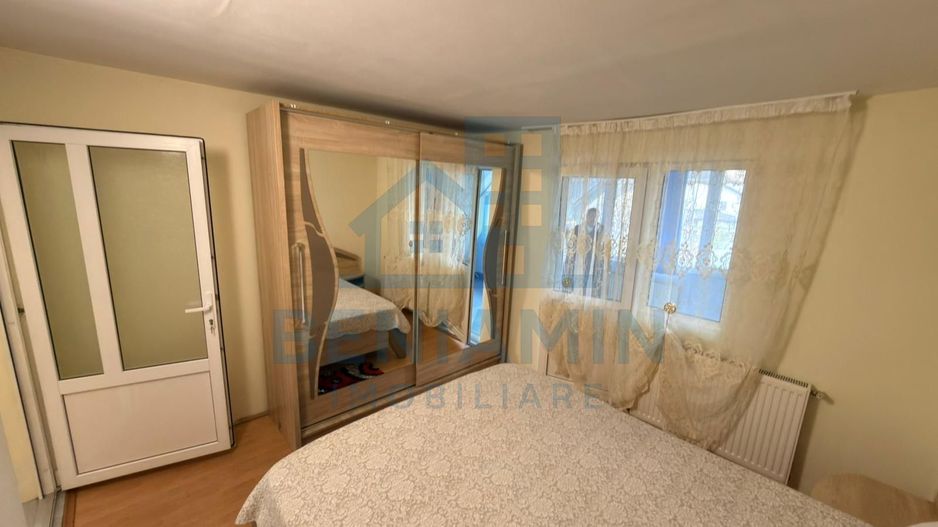 Vila-in-zona-Parcului-Nicolae-Romanescu-curte-mare-doua-constructii - Poză 5