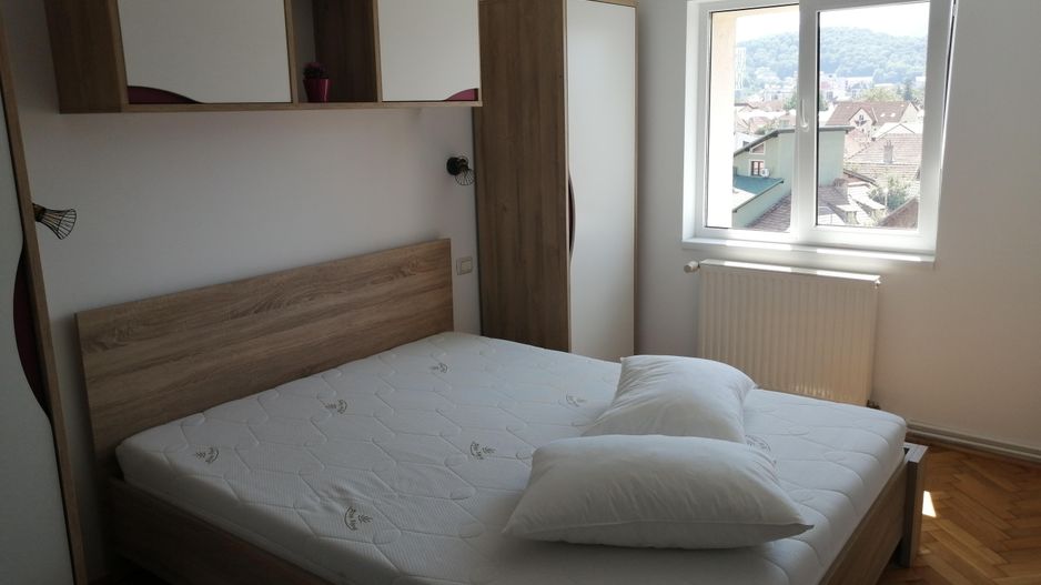 Închiriere apartament 3 camere – confort 1, decomandat. - Poză 13