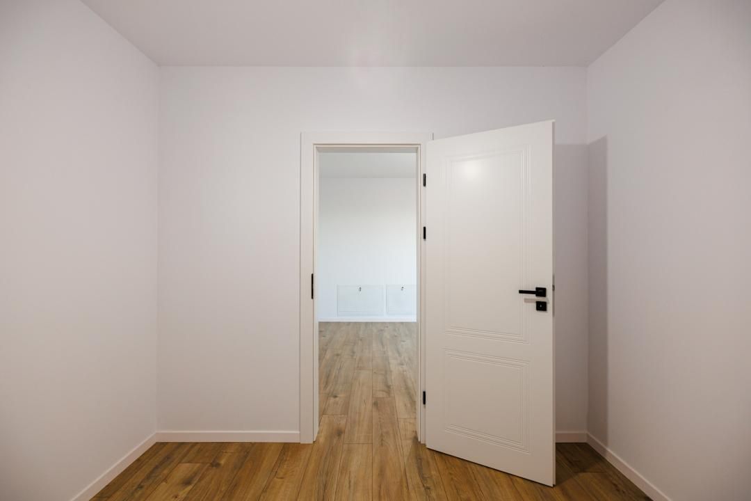 Duplex P+E în Moșnița Nouă, 3 dormitoare, 3 bai, teren 403 mp. Comision 0% - Poză 37