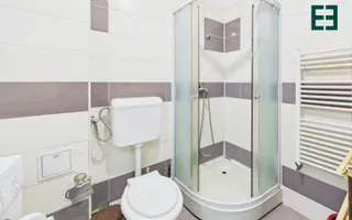 De închiriat - Apartament cu 2 camere -  Zona Confecții - Arad - Poză 11