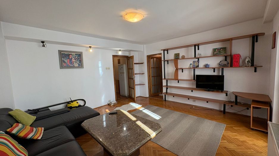 AP. 2 CAMERE PIATA SUDULUI, CENTRALA, LOC PARCARE, METROU 12 MINUTE - Poză 3