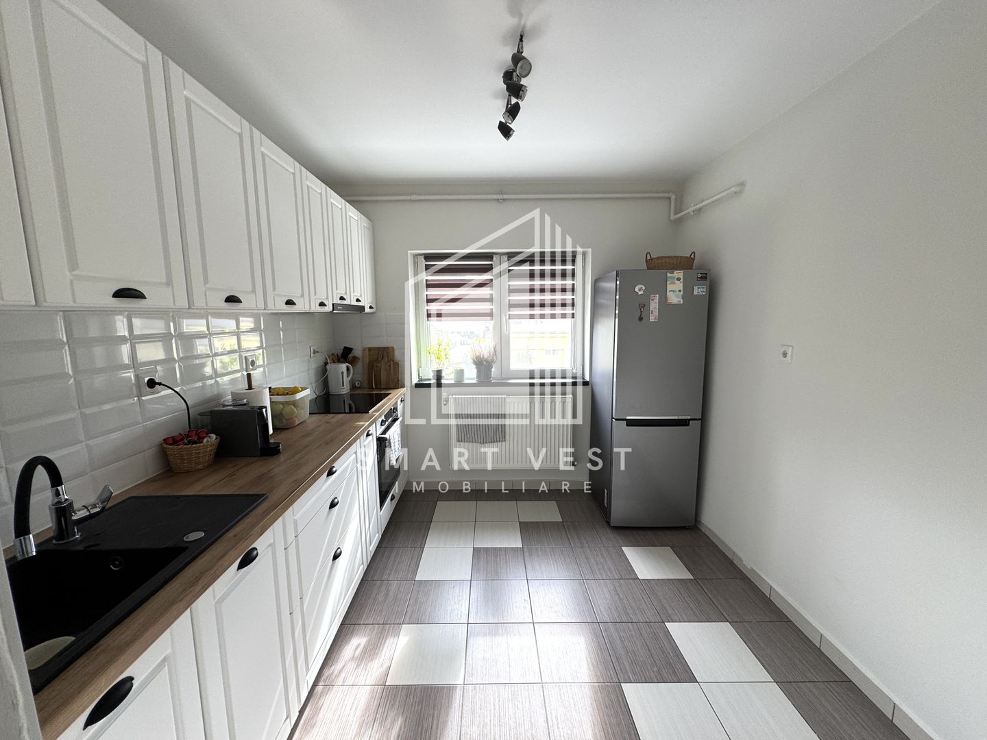 Apartament 3 camere de vânzare | Etaj 1 cu lift | Zona Careiului - Poză 6