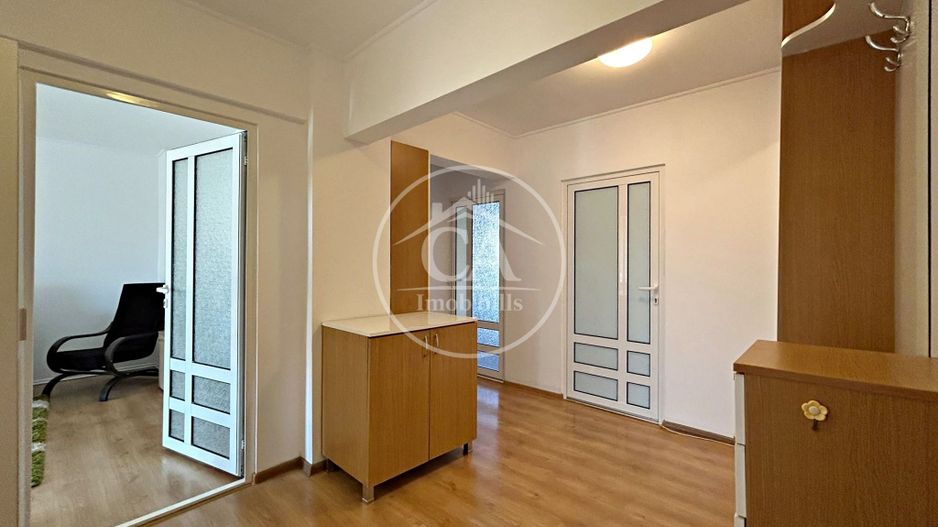 Apartament cu 3 camere de inchiriat in zona Piata Decebal, Oradea - Poză 12
