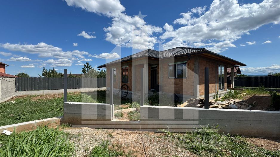 Casa individuala de vanzare, Alba-Micesti - Poză 1