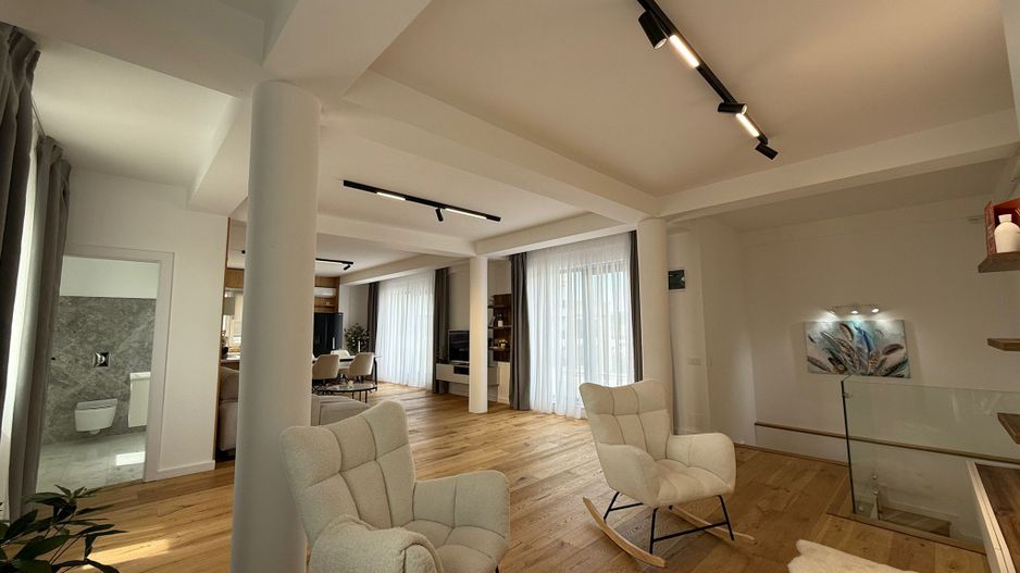 Luxury Duplex with Stunning Sunset Views *** Iancu Nicolae - Poză 9