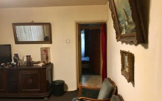 DE VÂNZARE- 2 camere decomandat - etajul 1/4 - Timpuri Noi - Poză 2