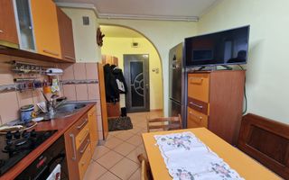 Apartament 2 Camere | Decomandat | Balcon | 2 Pivnite - Poză 14