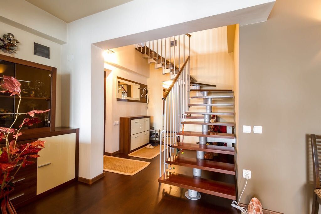 Duplex. 4 camere. Lux  Metrou Aparatorii Patriei. - Poză 4