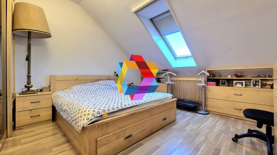 Proprietar - casa 5 camere singur in curte zona Brasovechi Crisan - Poză 15