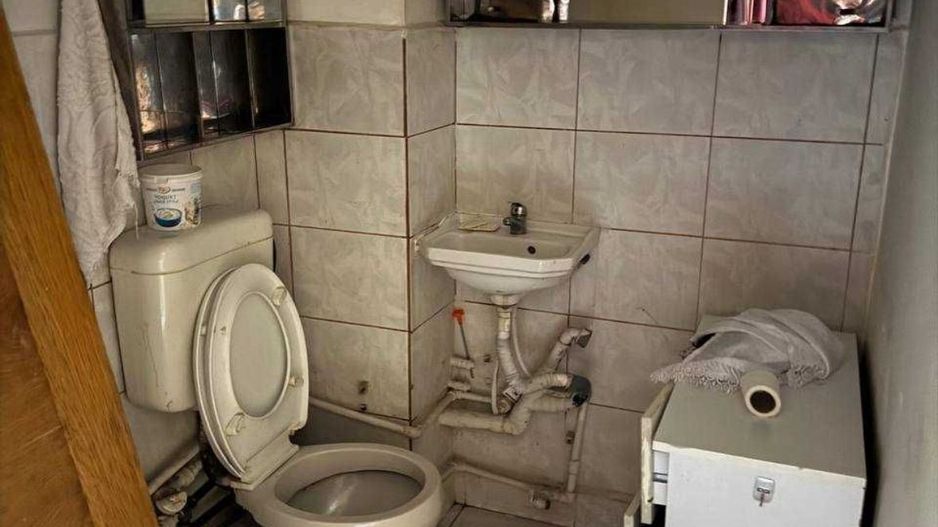 AP. 3 CAMERE VITAN - 65 MP UTILI, NECESITA RENOVARE, COMISION 0% - Poză 6