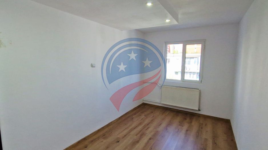 Aparament de vanzare in zona Craiovita - Poză 9