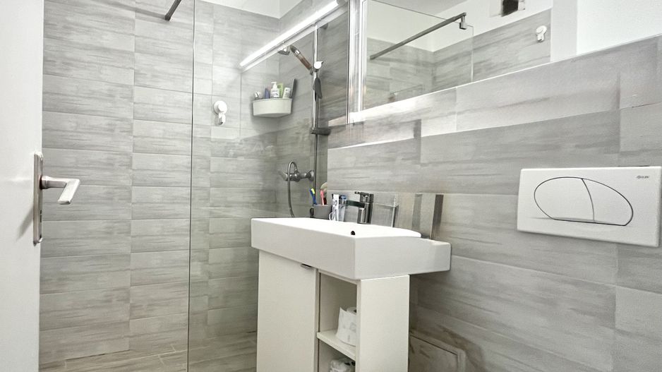 Apartament cu 2 camere, vedere la parc, în zona Central-Piata Unirii - Poză 17