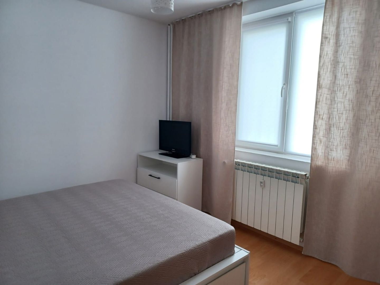 Chirie, 2 dormitoare, str. Sovata. 400 E/lună negociabil. Comision 0. - Poză 8