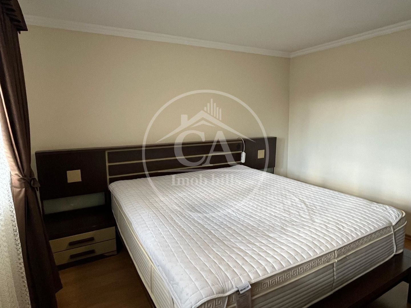 Casa de închiriat cu 4 camere în Cartierul Tineretului, Oradea - Poză 5