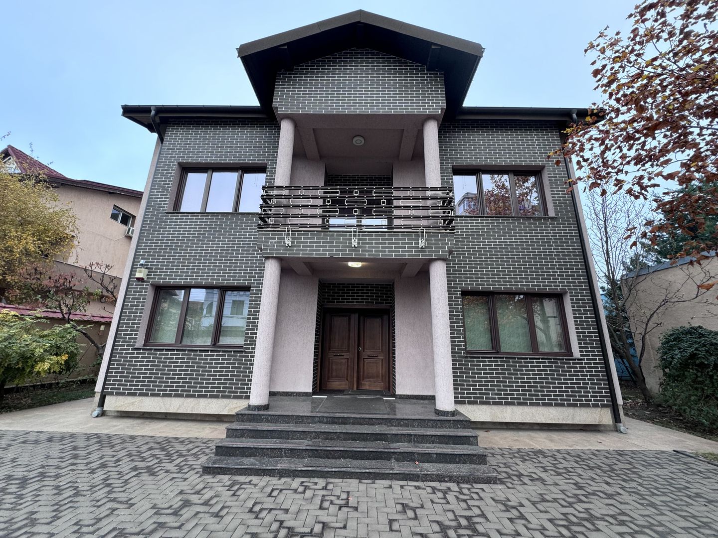 Imobil 600mp construiti curte 550mp Timpuri Noi Tineretului - Poză 22