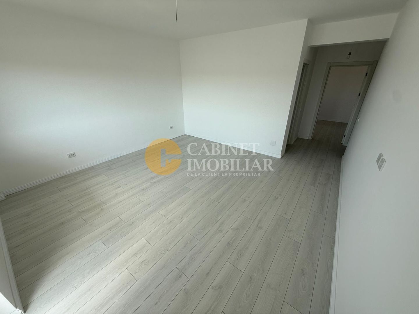 VISAN - 2 CAMERE DECOMANDAT  - BLOC NOU INTABULAT - LOC DE PARCARE - Poză 5