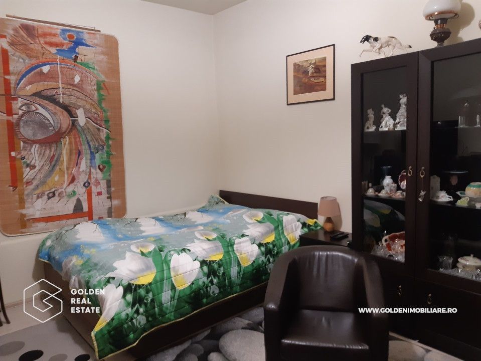 Casa mare, cu 4 apartamente a cate 1, 2, 3 și 4 camere fiecare - Poză 16