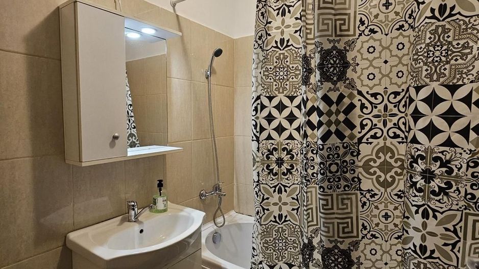 AP. 2 CAMERE- APARATORII PATRIEI, BLOC NOU, BUCATARIE INCHISA, METROU - Poză 9