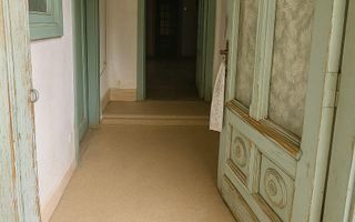 🏡 Casă interbelică cu dublu potențial – Zona Cantacuzino, Ploiești - Poză 10