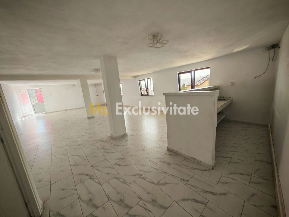 Casă cu teren generos în Dârmănești, Argeș-ideală pentru locuința sau afacere - Poză 15