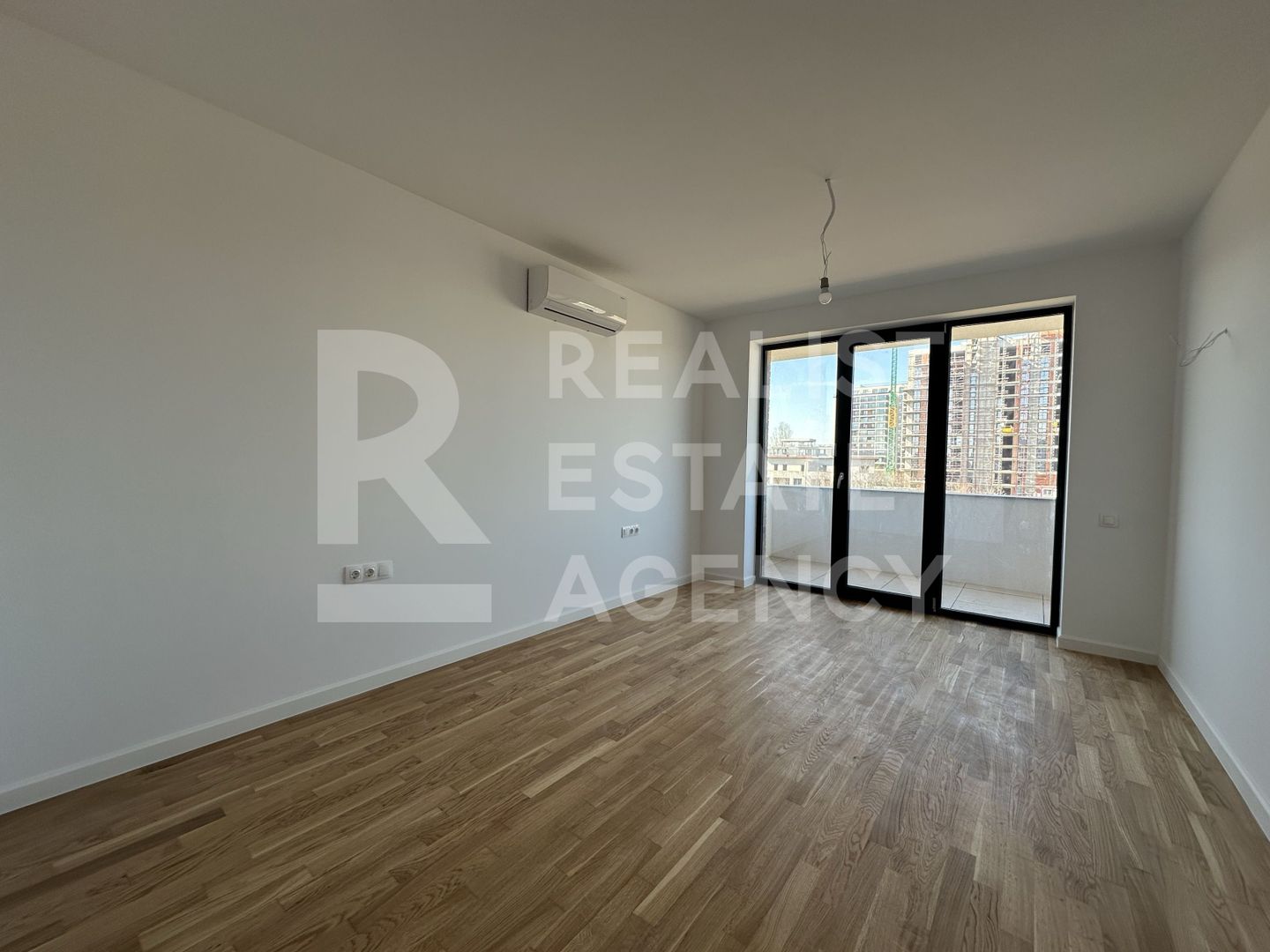 Apartament cu 2 camere și terasă, Sisești - Poză 4