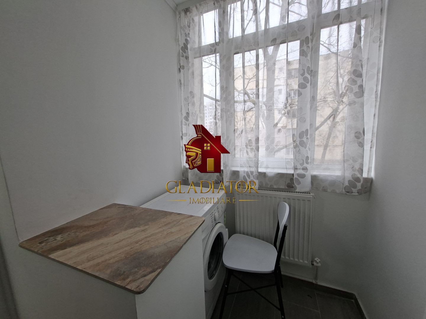 Garsoniera Alexandru cel Bun strada Plaiesilor, renovata, disponibila - Poză 5