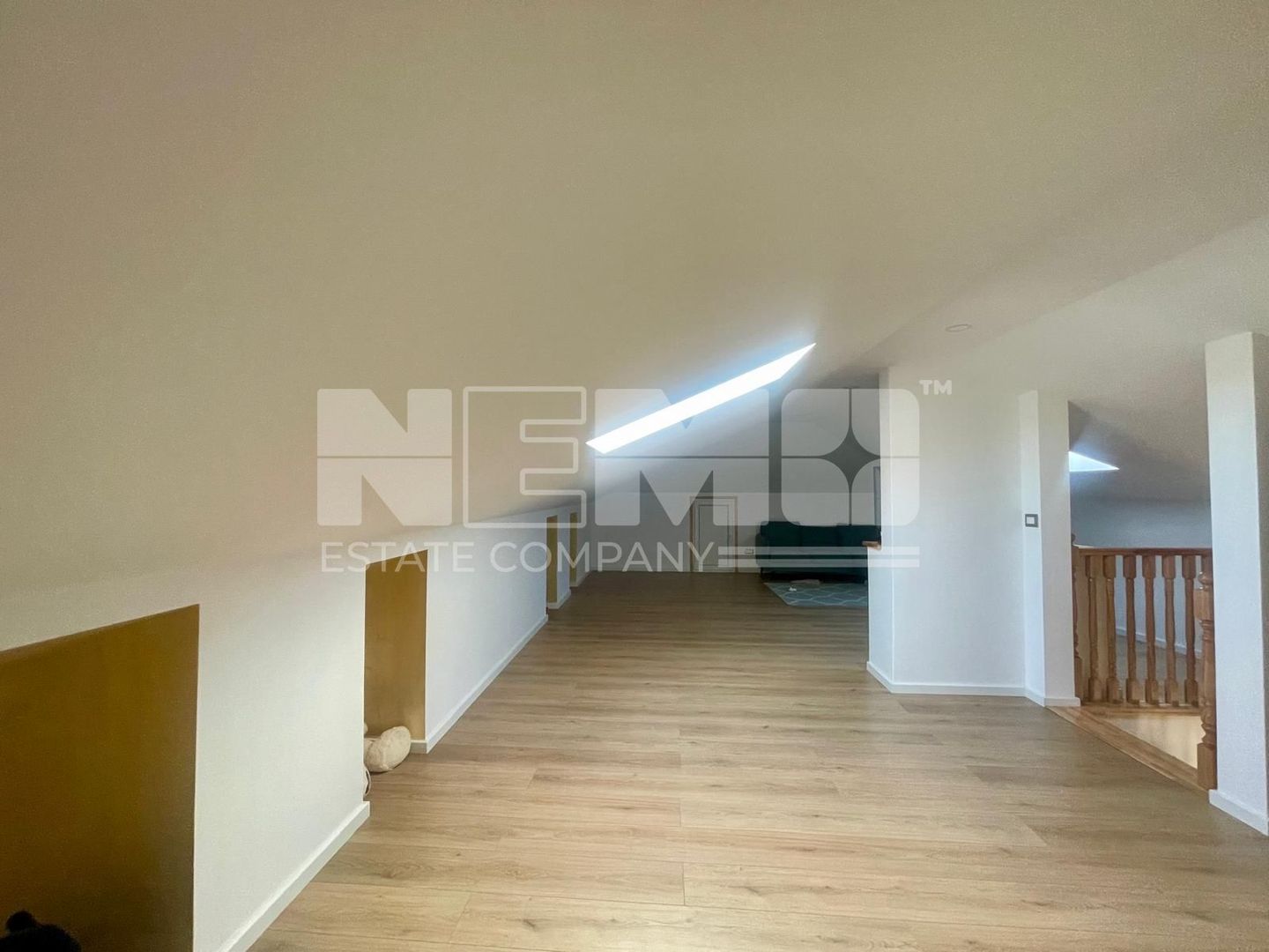 CASA MODERNA CU 4 CAMERE SI CURTE | 161 MP+48 MP ANEXA | VOLOVAT - Poză 16