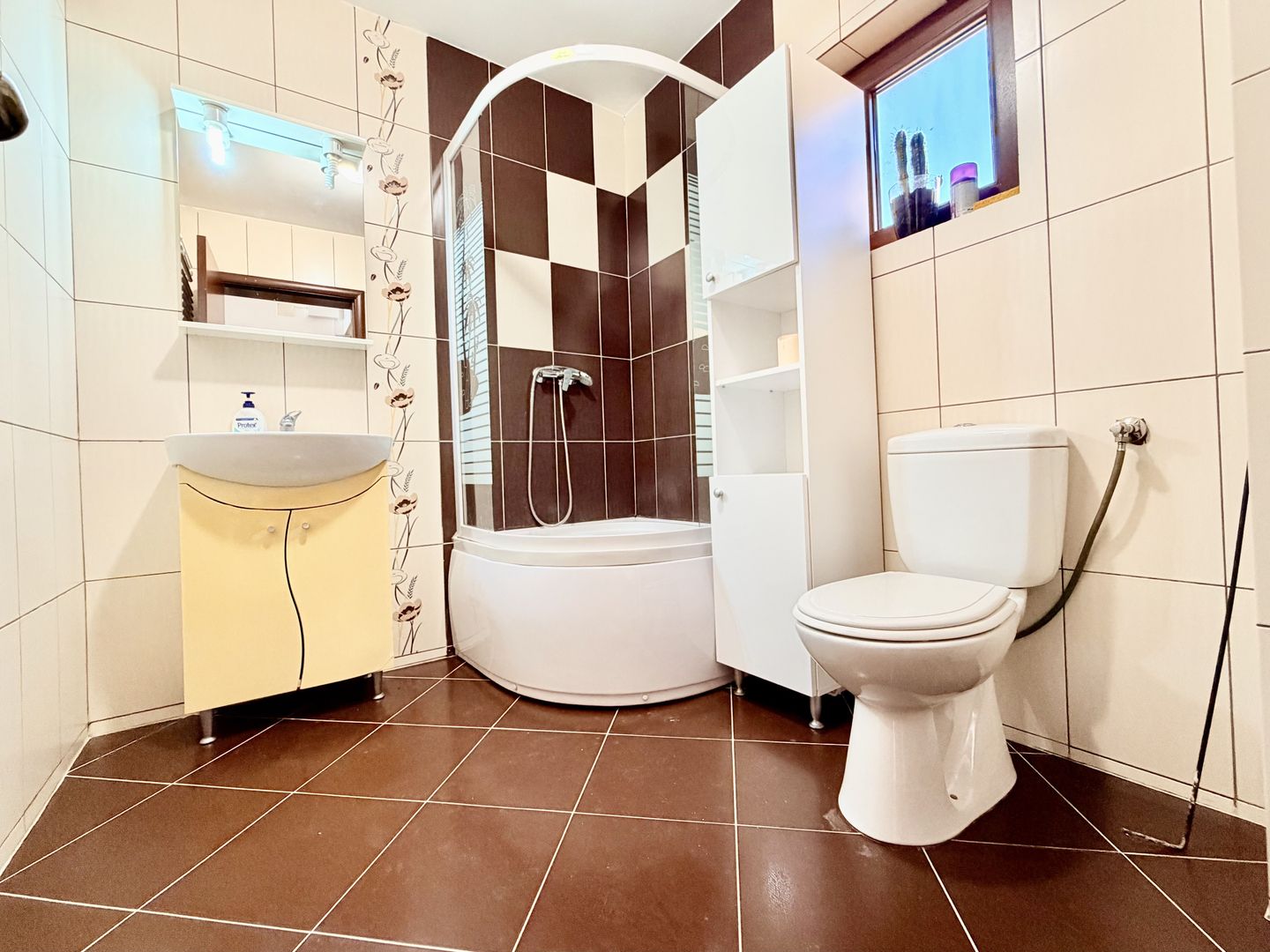 De închiriat – Casă individuală P+M în Dumbrăvița - Poză 30