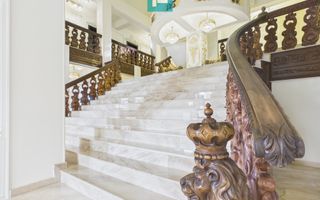 Proprietate Exclusivistă de Închiriat - Poză 54