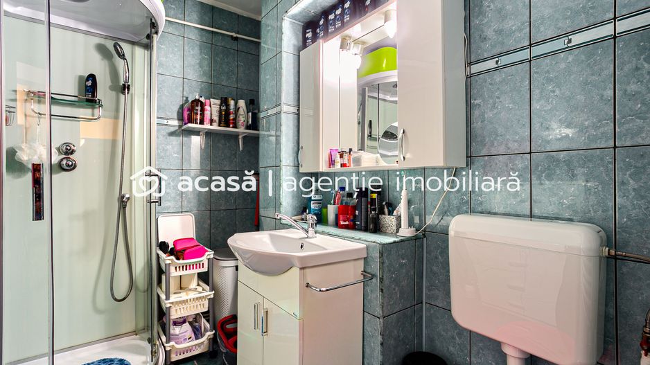 Apartament cu 3 camere zona Miorița etaj 4 - Poză 8