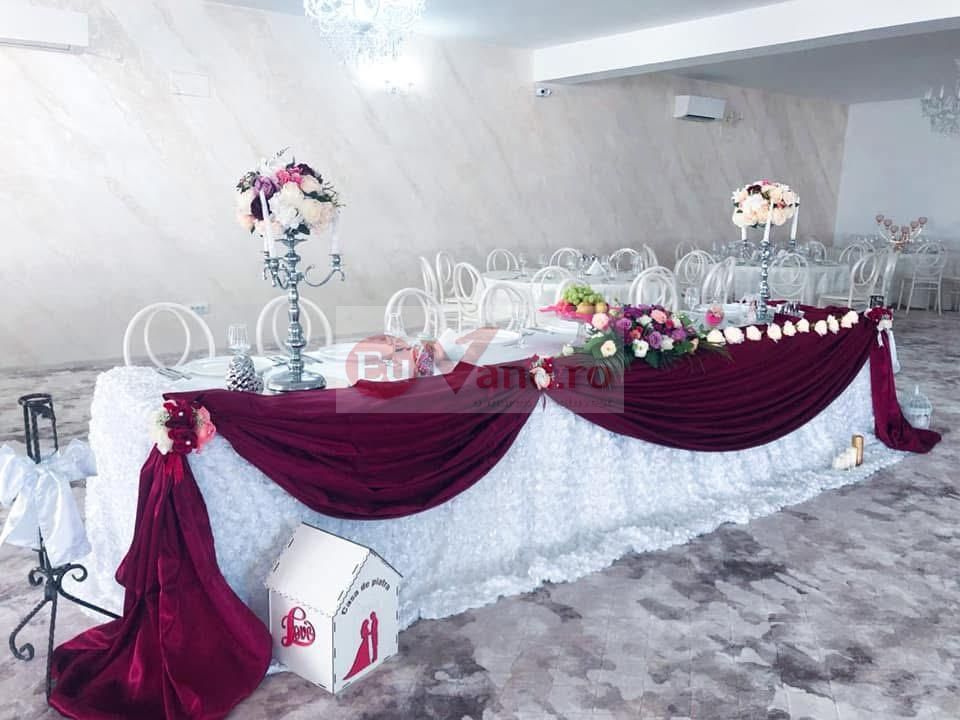 LORD HOUSE EVENTS – salon de evenimente premium, loc. Pechea - Poză 12