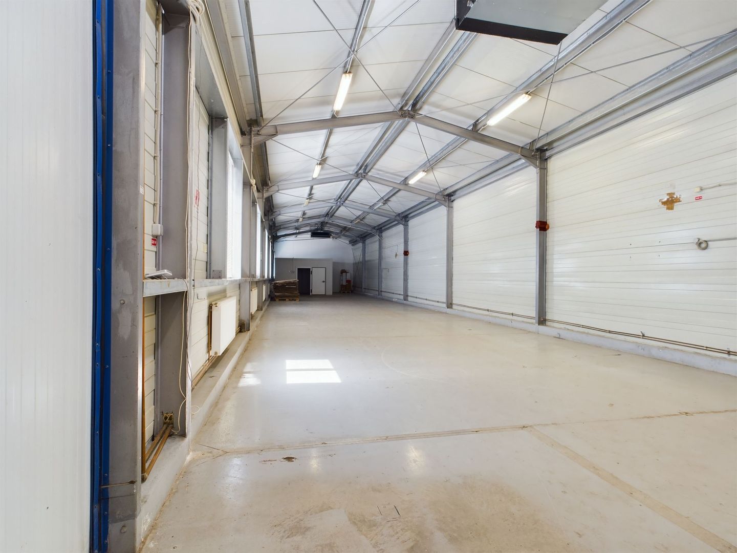 Hală modernă și funcțională în Dumbrăvița! - Poză 2