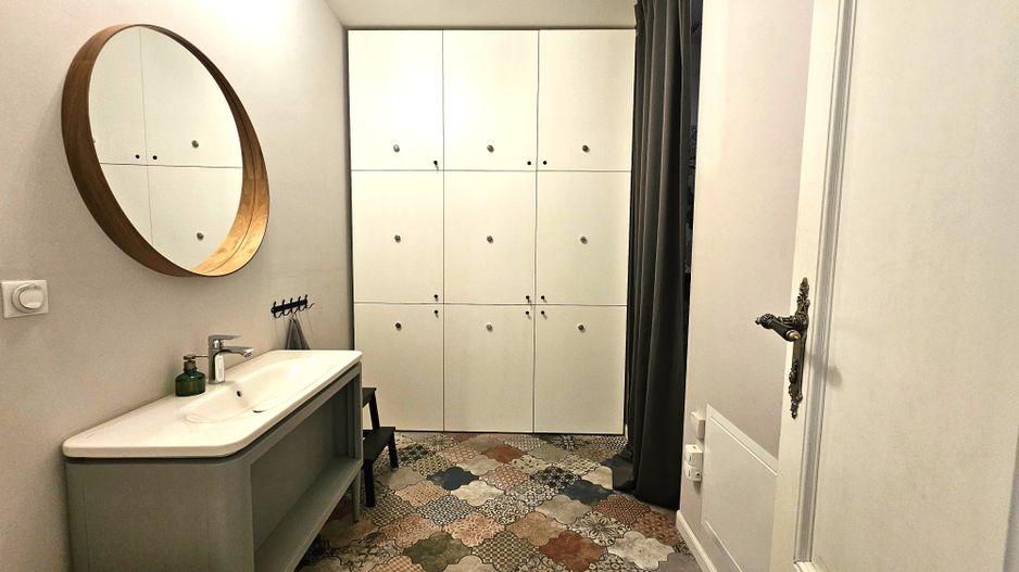 Apartament spectaculos de închiriat 4 camere 4 băi Centrul Istoric - Poză 14