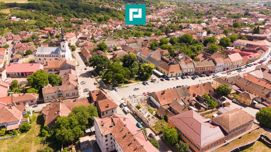 TEREN INTRAVILAN CENTRU LIPOVA 419MP - Poză 24