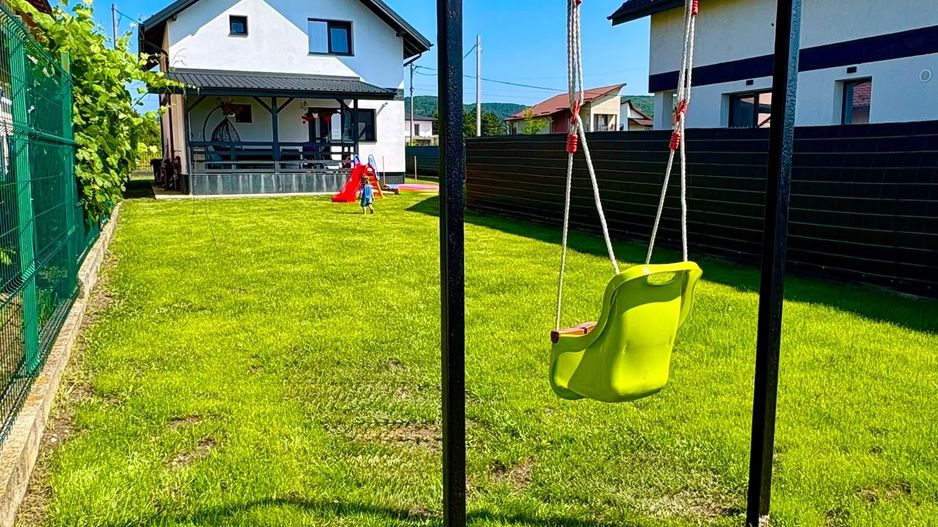 Vilă nouă 155 mp cu terasă acoperită și curte 448 mp Bănești Prahova - Poză 3