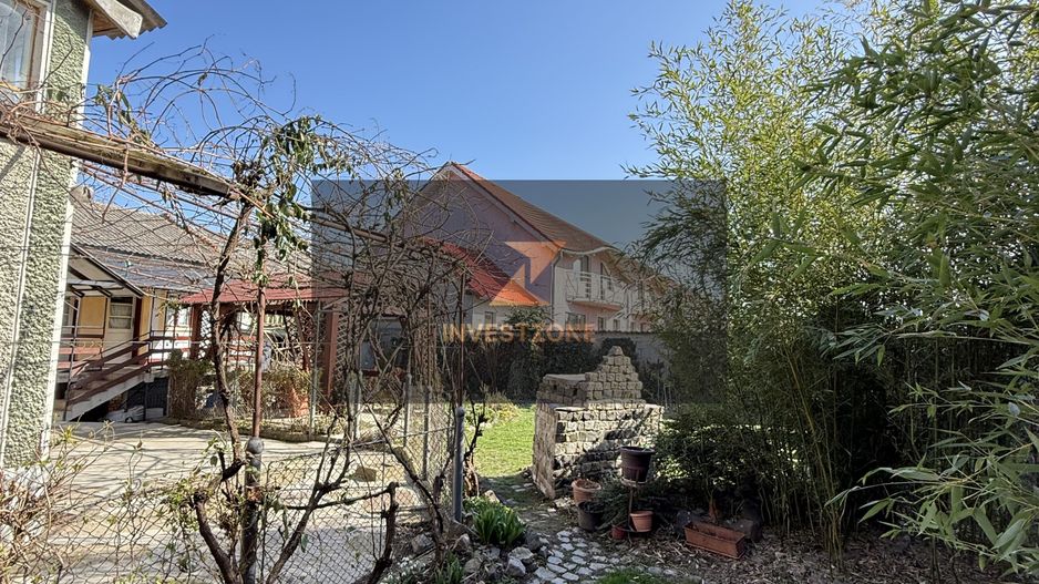 Apartament la casă cu curte proprie 311 mp și acces auto Ioșia, Oradea - Poză 18