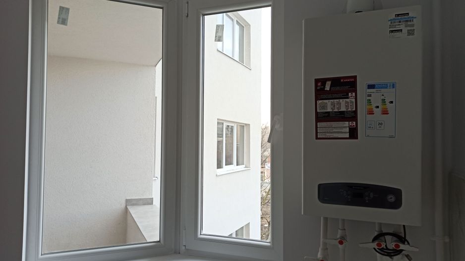 gars.dec.,str. Postalionului langa STB 241-10min metrou Ap.Patriei - Poză 7