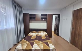 Pensiune de vanzare in Venus - Poză 3