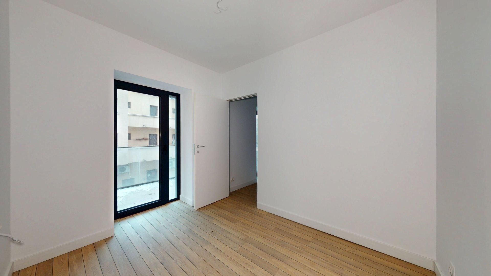 Garsoniera etaj 1/12 plus parcare subterana 13 Septembrie - Panduri - Poză 3