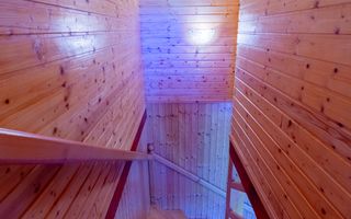 Casa de Vacanta | 5 camere | Foisor | Jacuzzi | teren 4000 m2 | Valeni - Poză 24