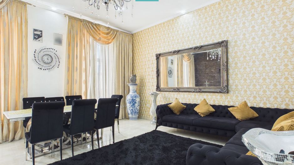 Apartament cu 4 camere – Zona Centrală - Poză 3