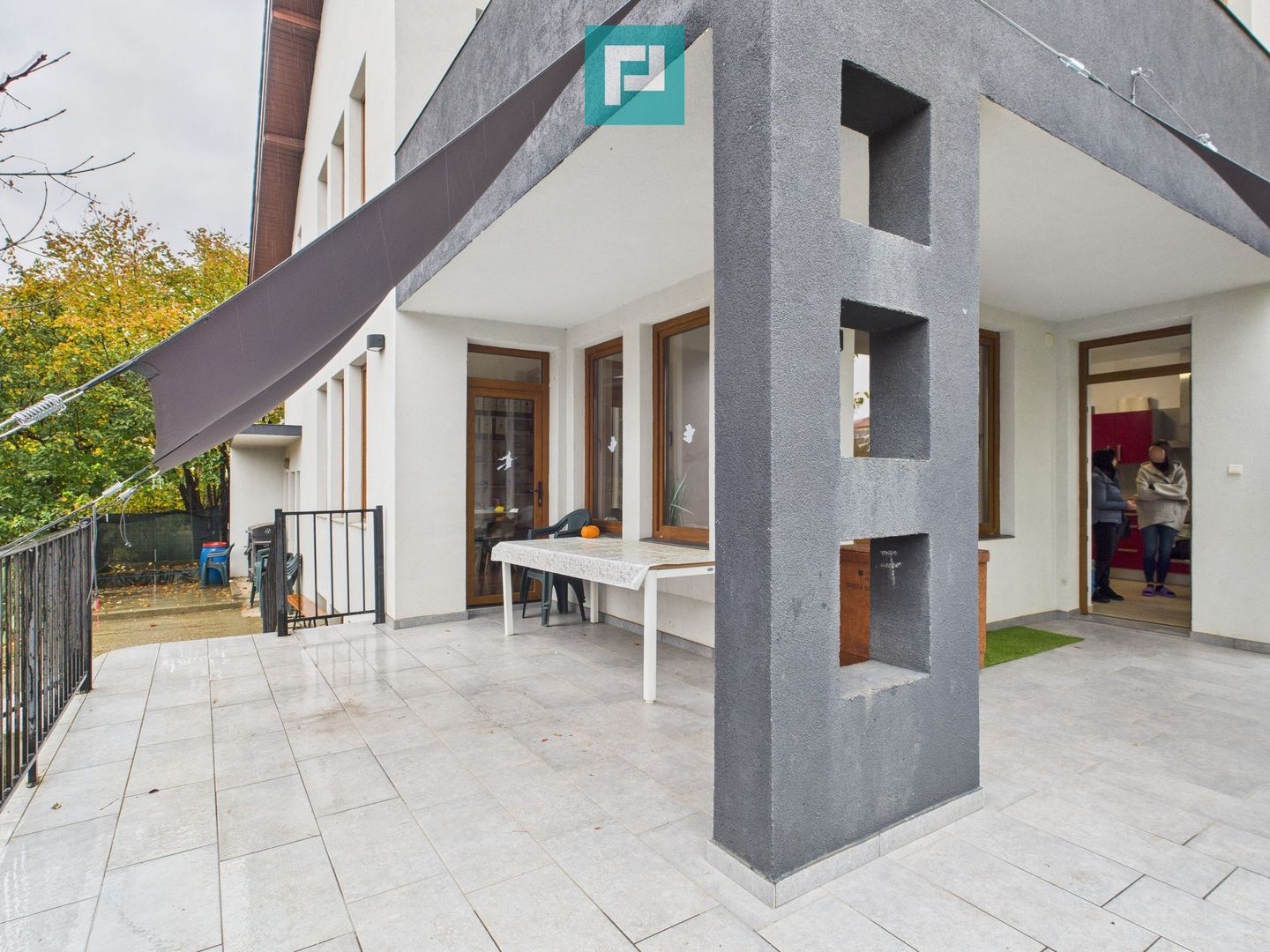 Casă  spațioasă cu 5 camere, Aradului - Poză 32