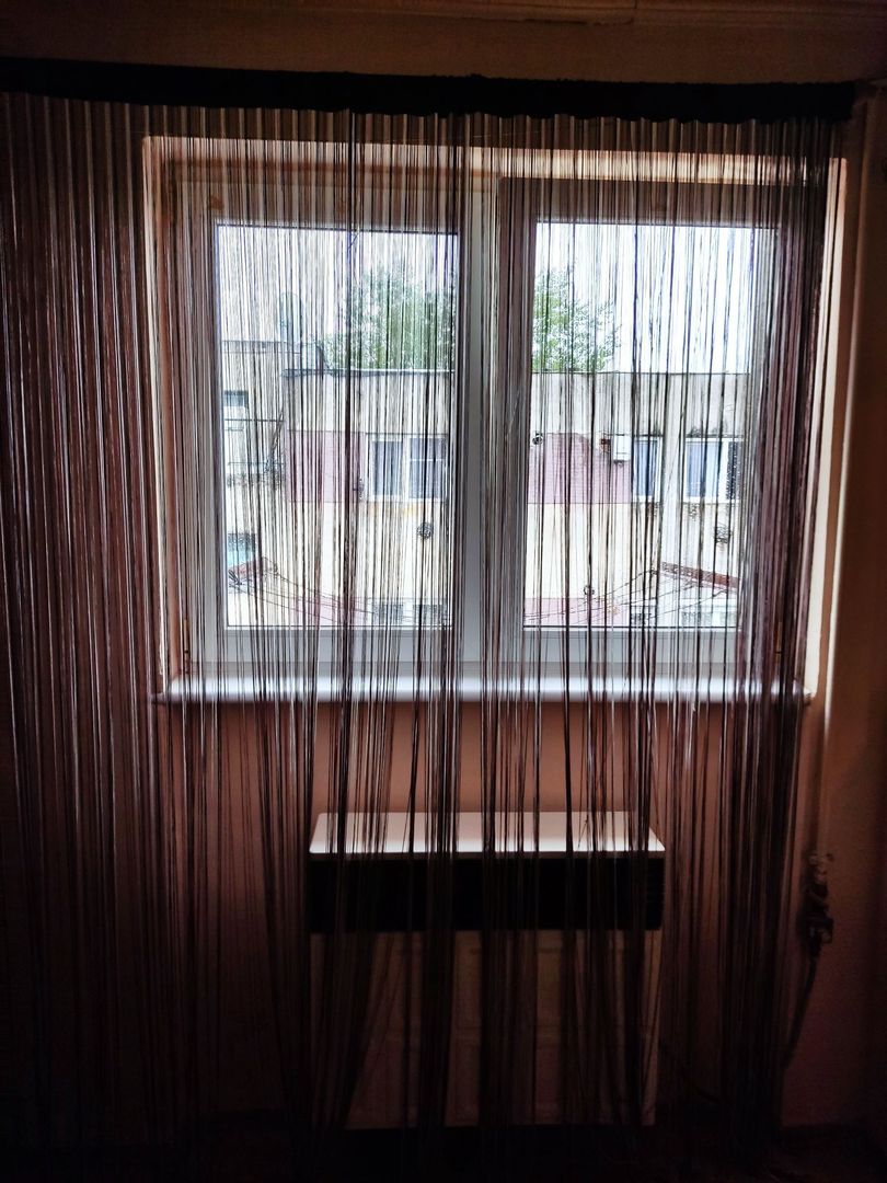 BRASADAS vinde garsoniera 24m la etajul 4/4 B-dul Closca. - Poză 1