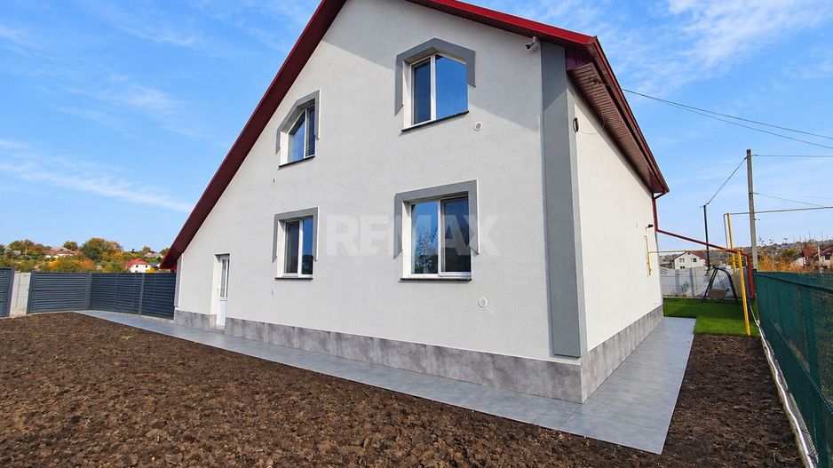 CASĂ TIP DUPLEX ÎN SÎNGERA | 220 m² | 4 DORMITOARE | 6 ARI - Poză 4