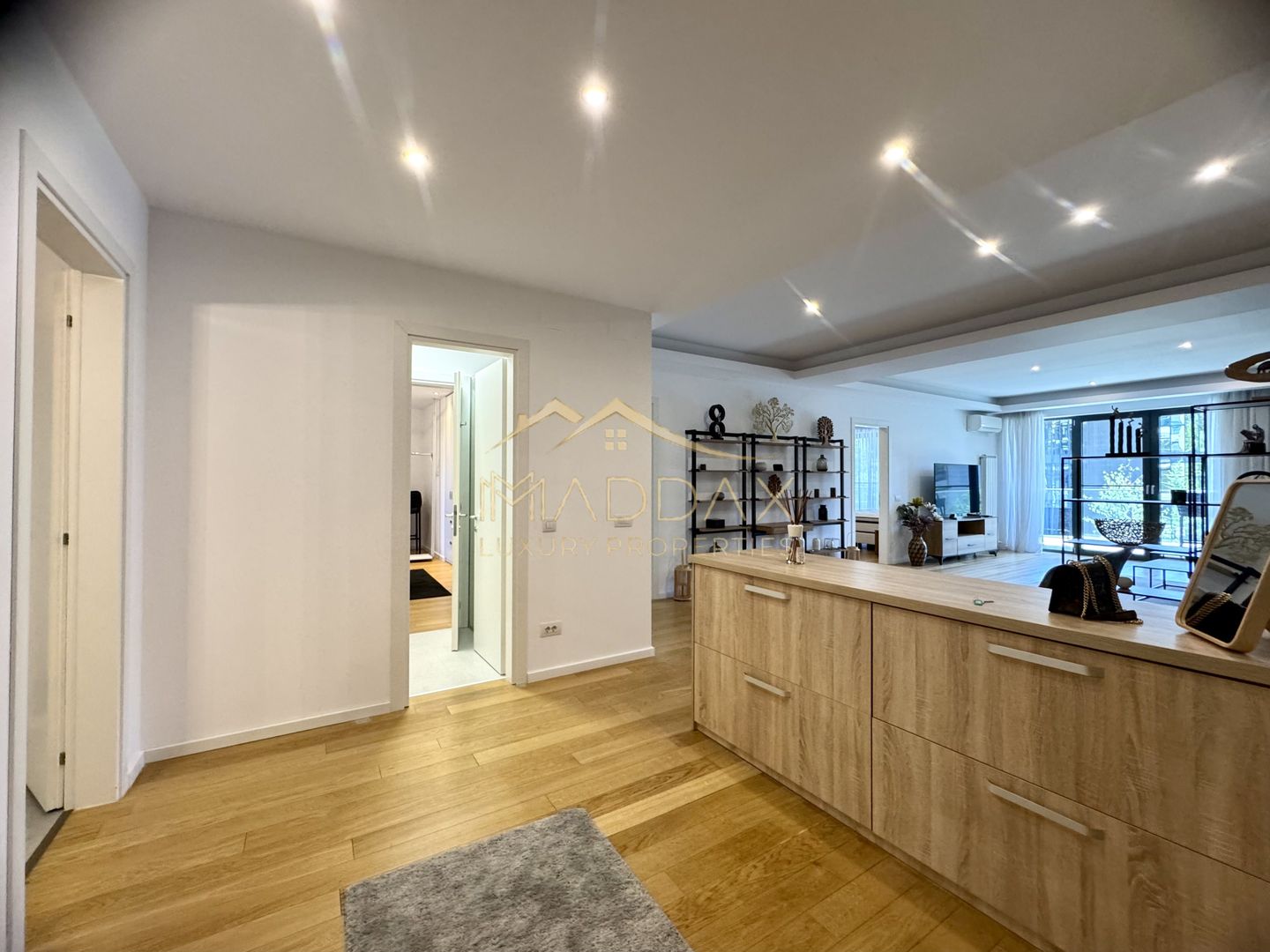 Apartament cu 4 camere *200mp* + 1 Parcare // Herastrau - Lake View - Poză 13